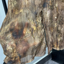 Load image into Gallery viewer, Distressed Wrinkled Printed Long-Sleeve Shirt
