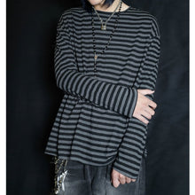 Load image into Gallery viewer, Loose-fitting Striped T-shirt with Dropped Shoulders
