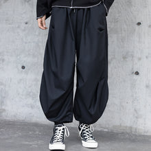 Load image into Gallery viewer, Draped Cropped Pleated Cropped Trousers
