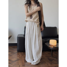 Load image into Gallery viewer, Women's Relaxed-fit Linen Casual Trousers
