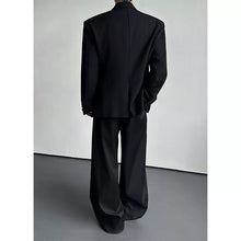 Load image into Gallery viewer, Black Multi-metal Brooch Loose Blazer
