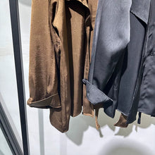 Load image into Gallery viewer, Irregular-Ribbon Satin Pleated Shirt
