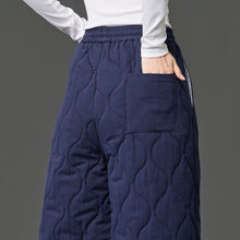 Load image into Gallery viewer, Japanese Retro Quilted Padded Loose Lantern Pants
