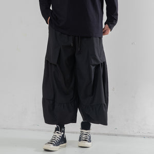 Functional Nine-point Pleated Wide-leg Pants