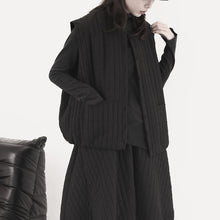 Load image into Gallery viewer, Japanese Loose Cotton Vest
