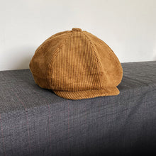 Load image into Gallery viewer, Japanese Retro Corduroy Beret
