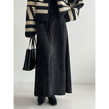 Load image into Gallery viewer, Retro Twill Brushed Midi Skirt
