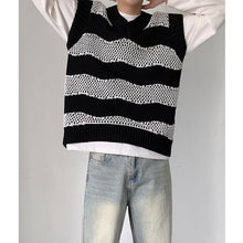 Load image into Gallery viewer, V-neck Preppy Sleeveless Wavy Knitted Vest
