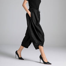 Load image into Gallery viewer, Women's Casual Pleated Wide-Leg Pants
