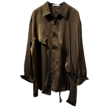 Load image into Gallery viewer, Irregular-Ribbon Satin Pleated Shirt
