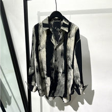 Load image into Gallery viewer, Vintage Striped Print Loose Shirt
