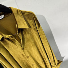 Load image into Gallery viewer, Loose-Fit Velvet Shirt with Fluid Drape
