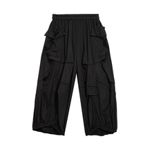 Load image into Gallery viewer, Women's Pleated Loose Casual Capri Pants
