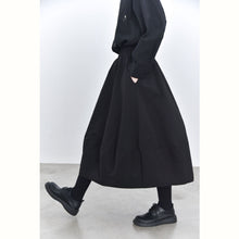 Load image into Gallery viewer, Women's Three-dimensional Tulip Skirt
