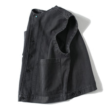 Load image into Gallery viewer, Retro Multi-pocket Loose Canvas Casual Vest

