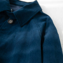 Load image into Gallery viewer, Loose-fitting Long Raglan Sleeve Trench Coat
