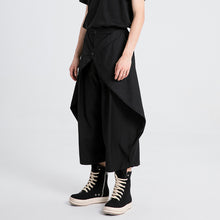 Load image into Gallery viewer, Button Loose Casual Cropped Trousers
