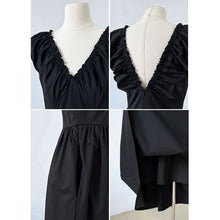 Load image into Gallery viewer, French Waist Halter V-neck Pleated Dress
