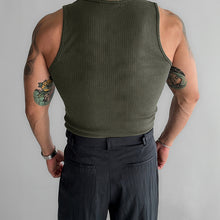 Load image into Gallery viewer, American Vertical Striped Slim Fit Knitted Vest
