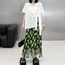 Load image into Gallery viewer, Women's Floral Pattern Lace Slit Hem T-shirt
