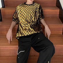 Load image into Gallery viewer, Diamond-patterned Sequined Stage T-shirt
