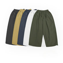 Load image into Gallery viewer, Loose-fitting Straight-leg Cropped Trousers
