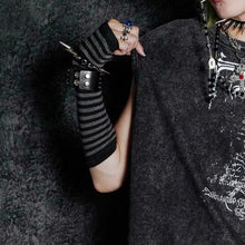 Load image into Gallery viewer, Dark Striped Sleeves Gloves
