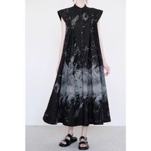 Load image into Gallery viewer, Irregular Graffiti-Print Loose Dress
