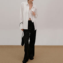 Load image into Gallery viewer, Fake Two-piece Loose Lapel Shirt
