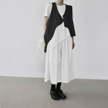 Load image into Gallery viewer, Women's Irregular Loose Vest
