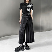 Load image into Gallery viewer, Loose Wide Leg Crumpled Culottes
