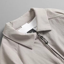 Load image into Gallery viewer, Multi-pocket Loose Two-way Zip Collar T-shirt
