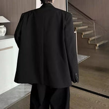 Load image into Gallery viewer, Metal Brooch-embellished Shoulder-padded Casual Blazer
