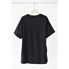Load image into Gallery viewer, Raglan-sleeve T-shirt with An Irregular Hem
