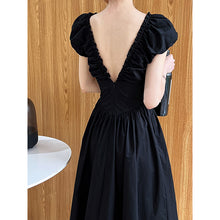Load image into Gallery viewer, French Waist Halter V-neck Pleated Dress
