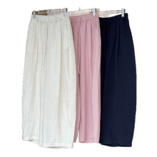 Load image into Gallery viewer, Women's Relaxed-fit Linen Casual Trousers
