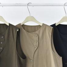 Load image into Gallery viewer, Asymmetric Placket Patch-Pocket Vest
