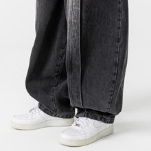 Load image into Gallery viewer, Japanese Retro Machete Denim Loose Wide-leg Harem Pants
