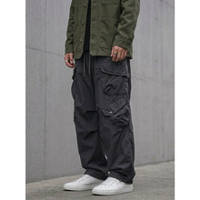Load image into Gallery viewer, Japanese Loose Multi-pocket Straight-leg Cuffed Cargo Pants
