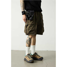 Load image into Gallery viewer, Large Pockets Loose-fitting Casual Shorts
