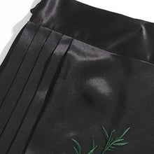 Load image into Gallery viewer, Bamboo Embroidery Loose Culotte
