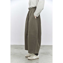 Load image into Gallery viewer, Women's Retro Loose Thin Casual Pants
