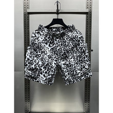 Load image into Gallery viewer, Leopard Print Quick-drying Loose-fitting Five-point Pants
