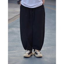 Load image into Gallery viewer, Loose-fitting Straight-leg Cropped Trousers

