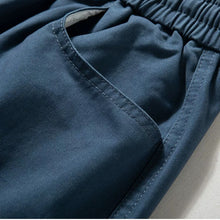 Load image into Gallery viewer, Retro Wide-leg Loose-fitting Carrot Pants
