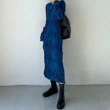 Load image into Gallery viewer, Round Neck A-line Loose Long Skirt
