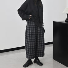 Load image into Gallery viewer, Loose-fitting Retro Wool Plaid Wide-leg Pants
