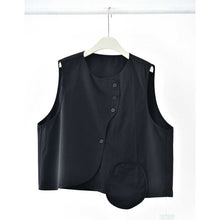 Load image into Gallery viewer, Japanese Retro Patchwork Pocket Vest
