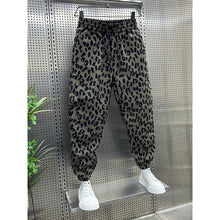 Load image into Gallery viewer, Leopard Print Nine-point Casual Pants
