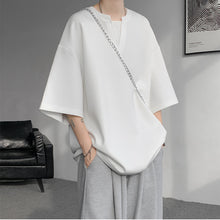 Load image into Gallery viewer, Fake Two-piece V-neck T-shirt

